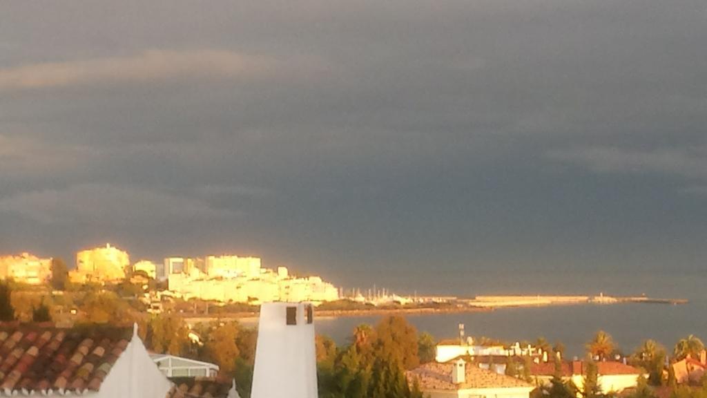 La Gaspara'S Loft Estepona Exterior photo